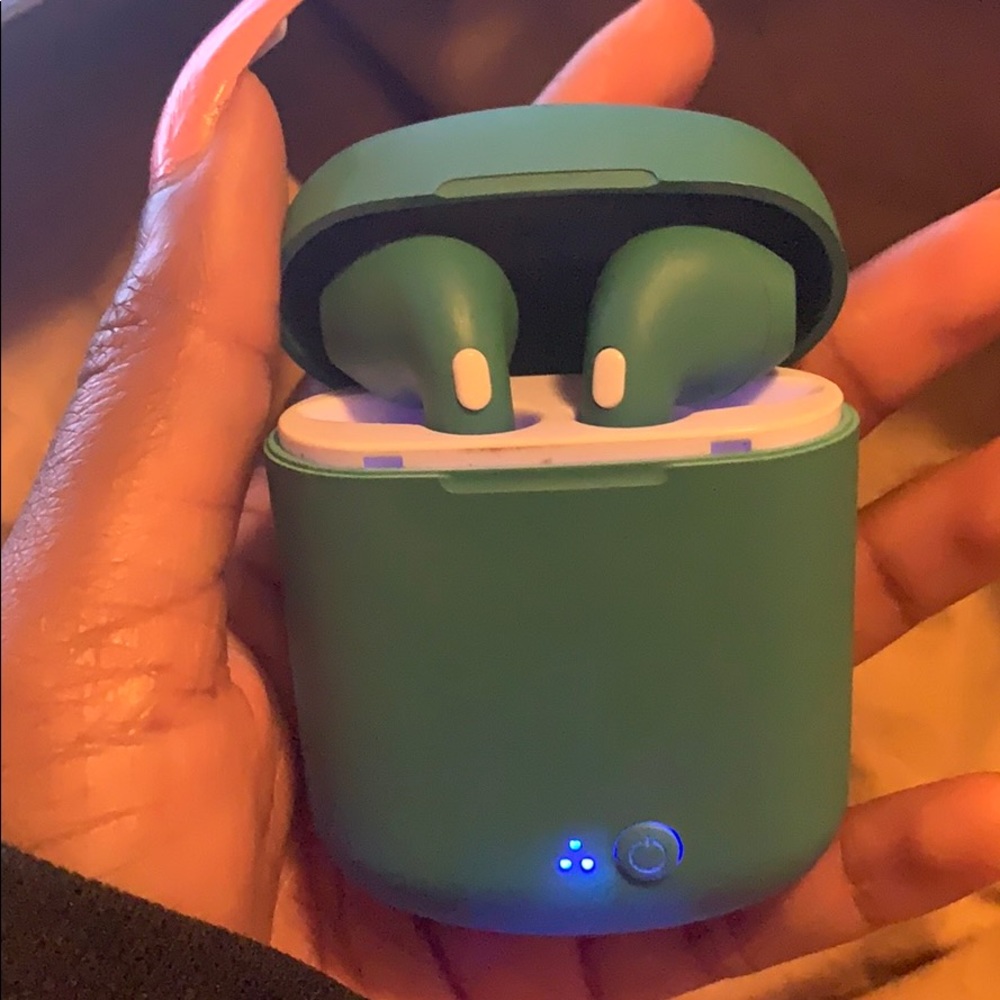 Air pods